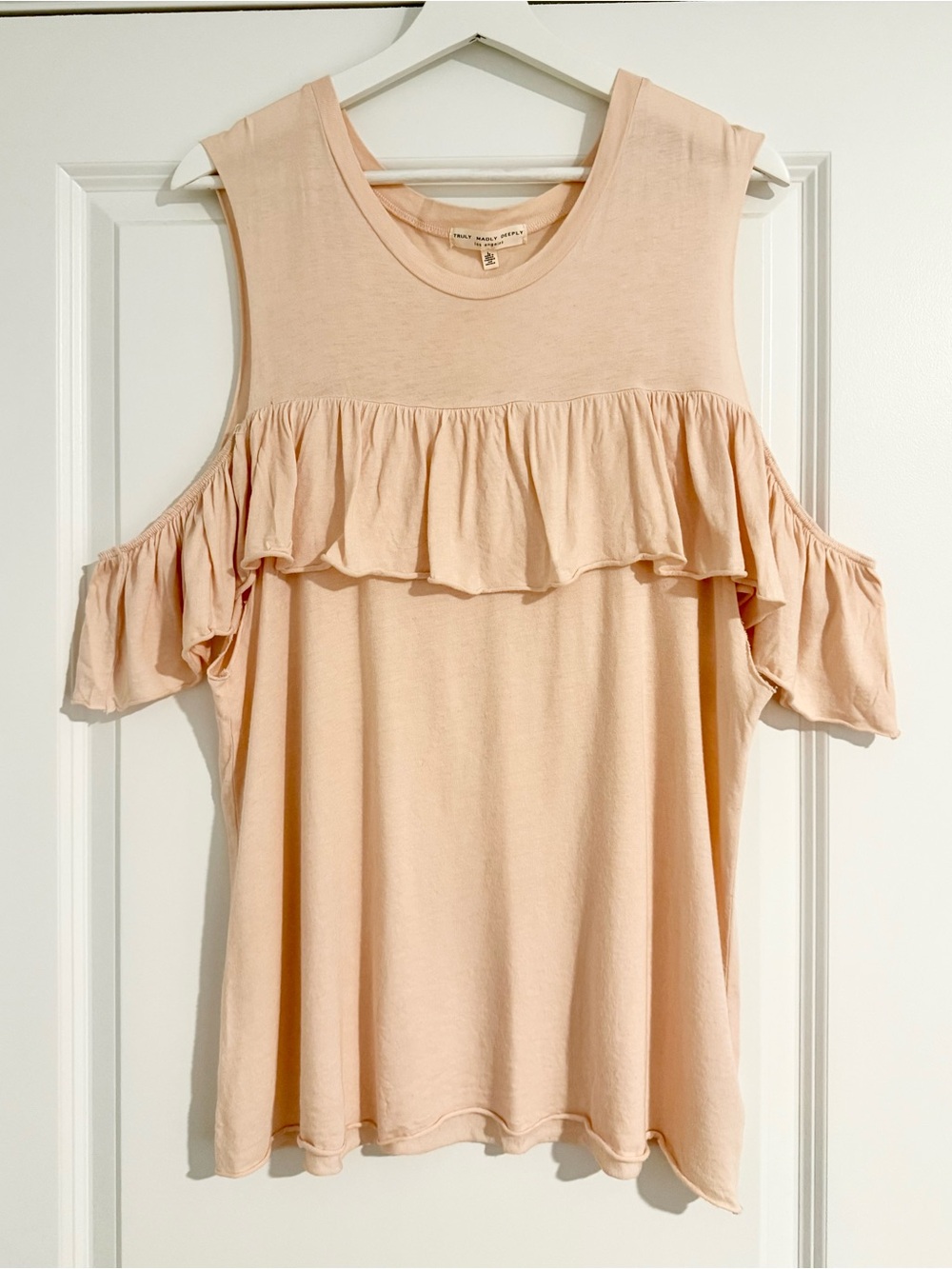 MOVING SALE | Women’s Urban Outfitters Peach Cotton Ruffle-Sleeve Top, Size L